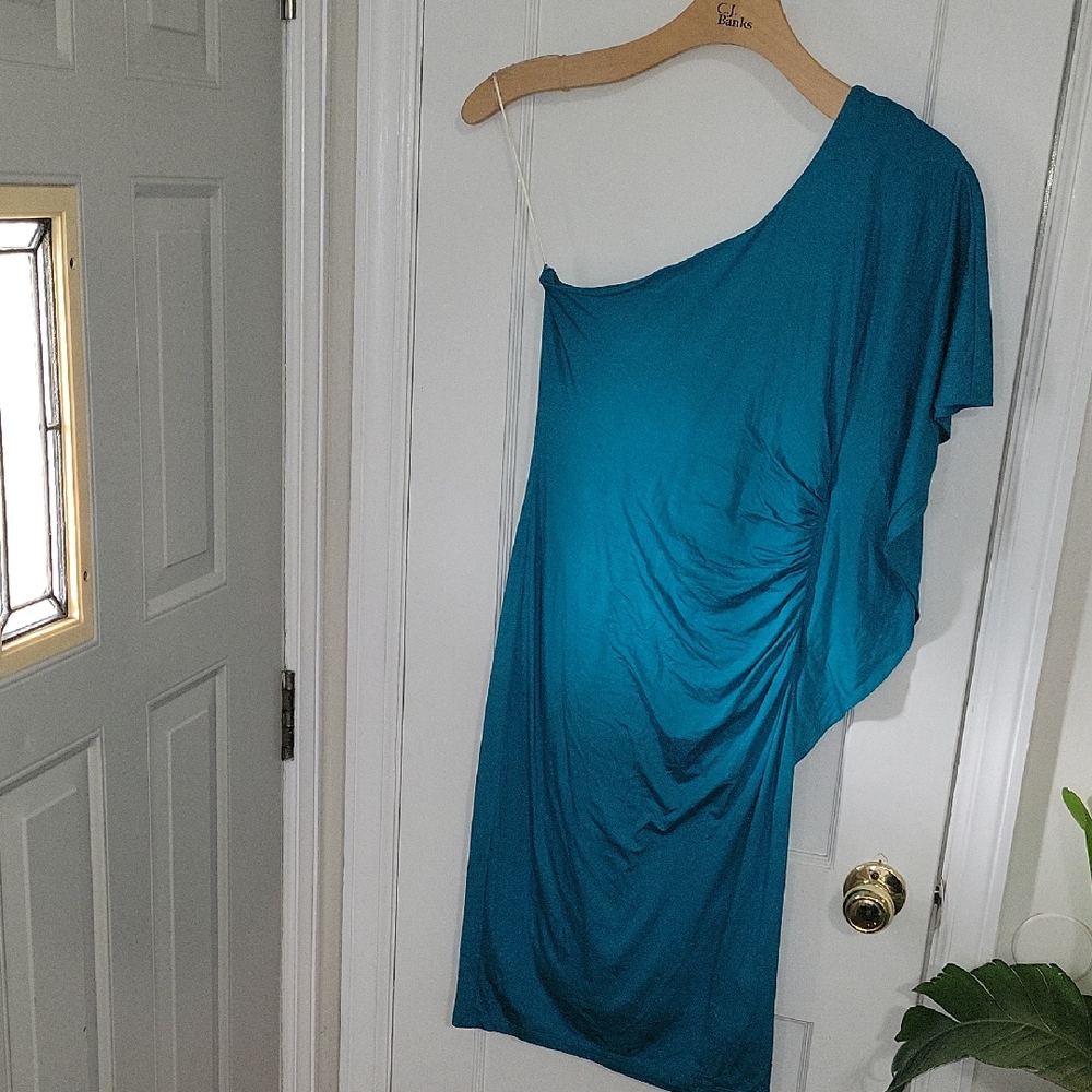 NWOT Trina Turk one-shoulder jersey dress In Pool Green SZ Xs/s